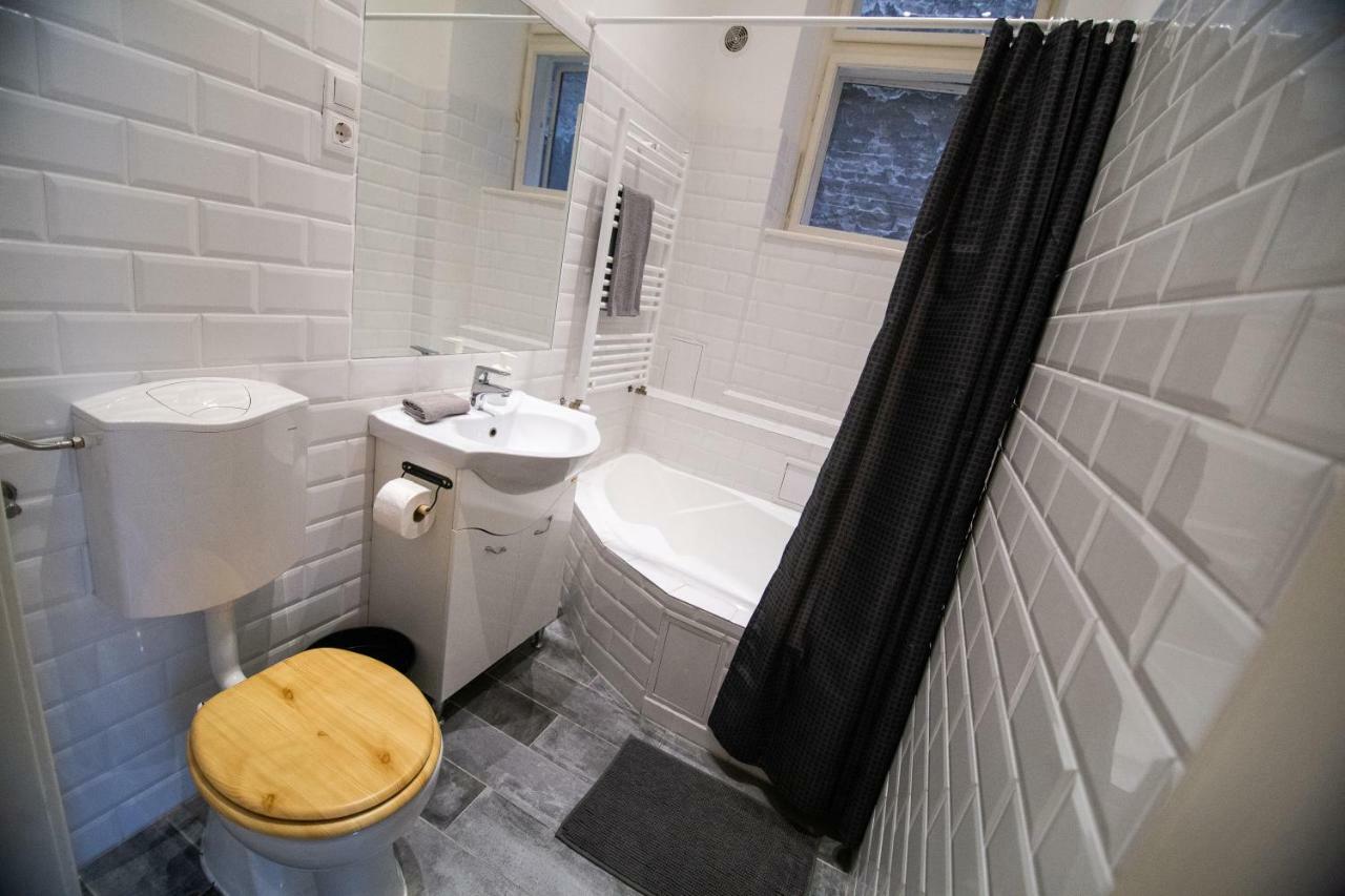 Cheerful And Cozy 2 Bedrooms 2 Bathrooms Apartment With Top Location 布达佩斯 外观 照片